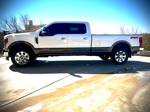 Used 2017 Ford F350 King Ranch w/ King Ranch Ultimate Package image 1