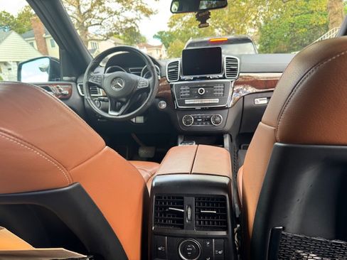 Used 2018 Mercedes-Benz GLS 450 450 4MATIC Sport Utility 4D image 6