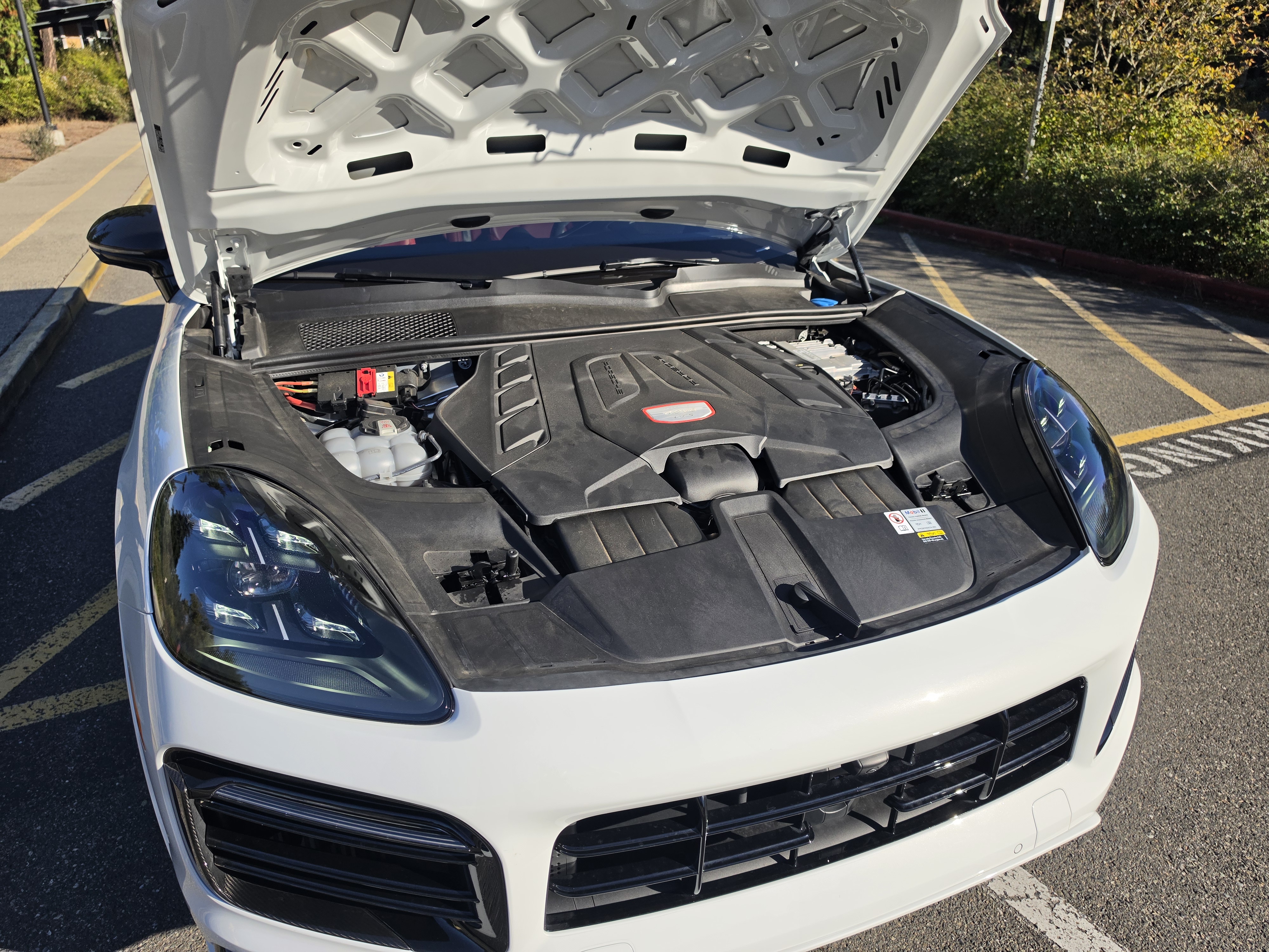 Used 2023 Porsche Cayenne GTS AWD/4WD image 23