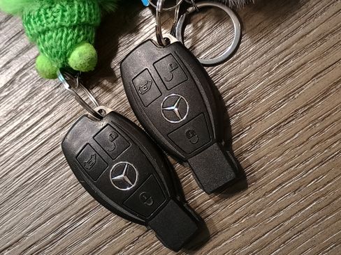 Used 2016 Mercedes-Benz Metris Passenger image 25