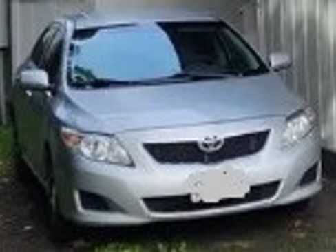 Used 2010 Toyota Corolla LE image 8