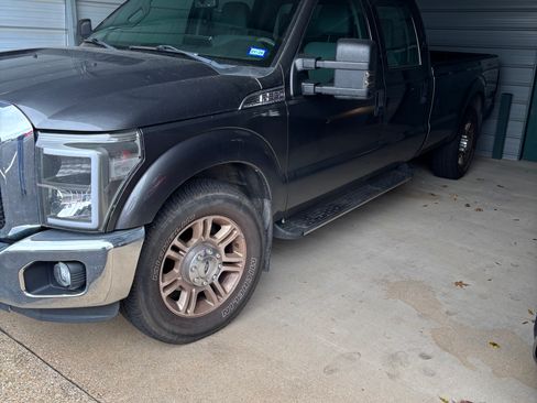 Used 2016 Ford F250 XL w/ Power Equipment Group image 6