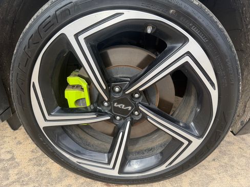 Used 2023 Kia EV6 GT image 15