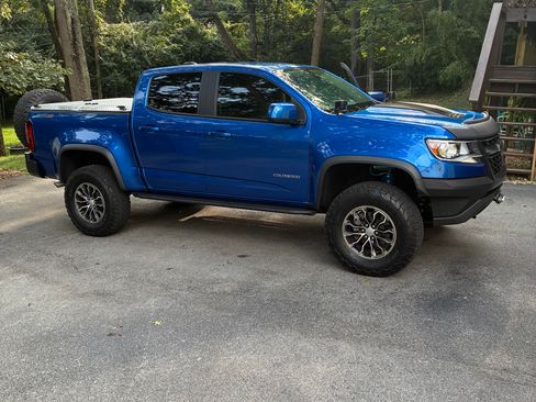 Used 2018 Chevrolet Colorado ZR2 AWD/4WD image 1