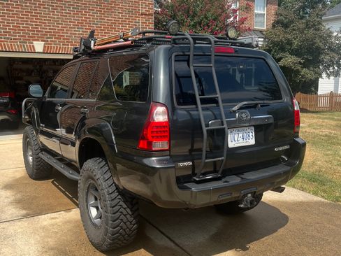 Used 2006 Toyota 4Runner Sport image 4