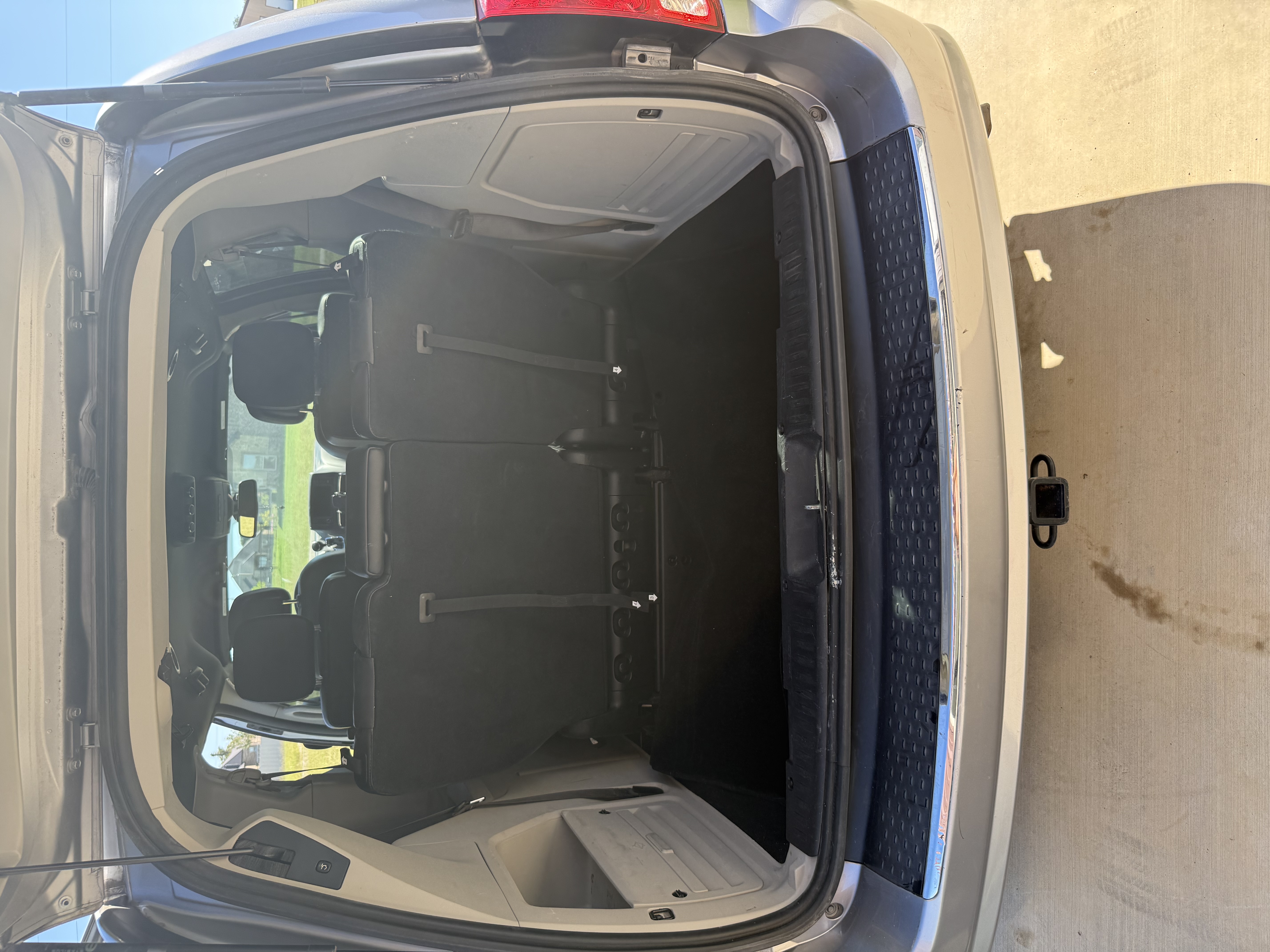 Used 2019 Dodge Grand Caravan SXT FWD image 9
