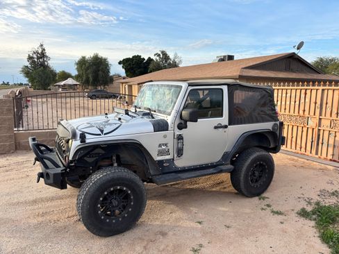 Used 2010 Jeep Wrangler Sport image 5