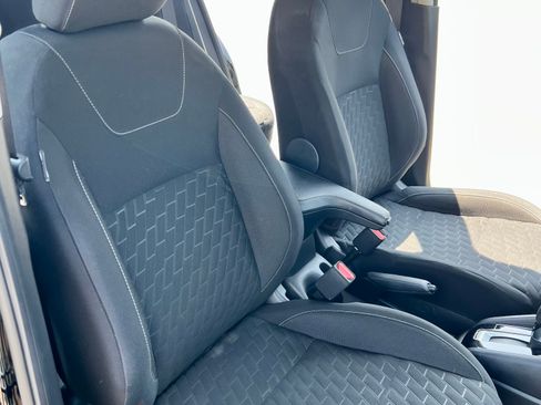 Used 2021 Nissan Kicks S FWD image 19