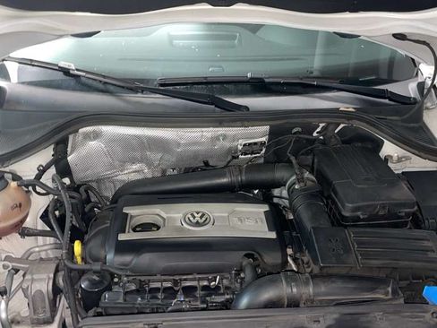 Used 2015 Volkswagen Tiguan S FWD image 12