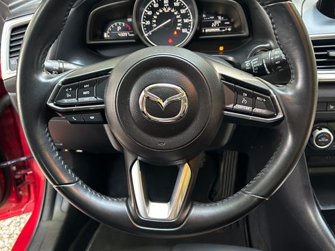 Used 2018 MAZDA MAZDA3 Touring FWD image 21