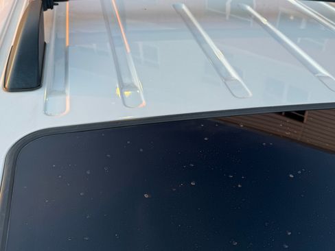 Used 2012 Lincoln Navigator L 4WD image 19