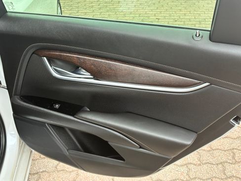 Used 2019 Cadillac XTS Luxury FWD image 8