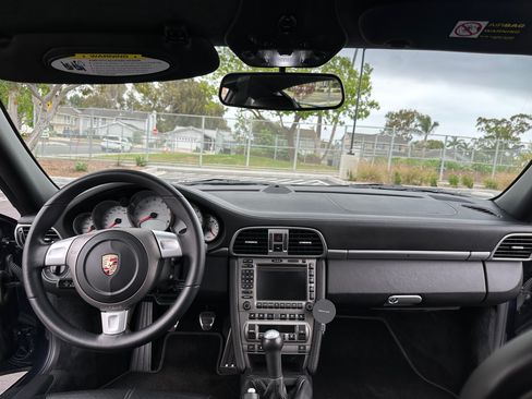 Used 2006 Porsche 911 Carrera S RWD image 24