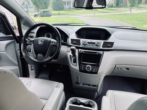 Used 2016 Honda Odyssey EX-L image 11
