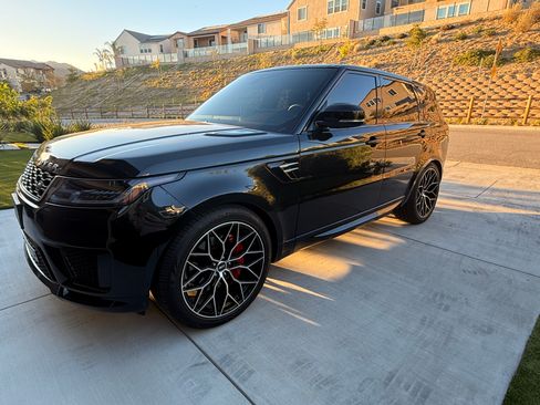 Used 2018 Land Rover Range Rover Sport HSE image 1