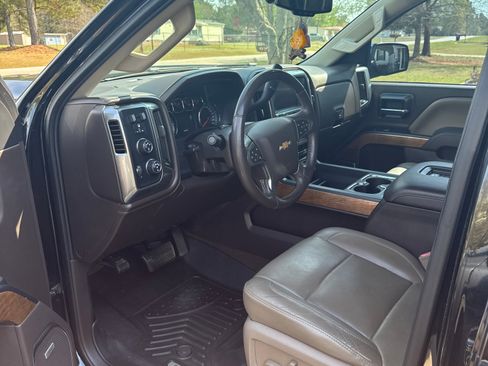 Used 2016 Chevrolet Silverado 1500 LTZ w/ Texas Edition image 9