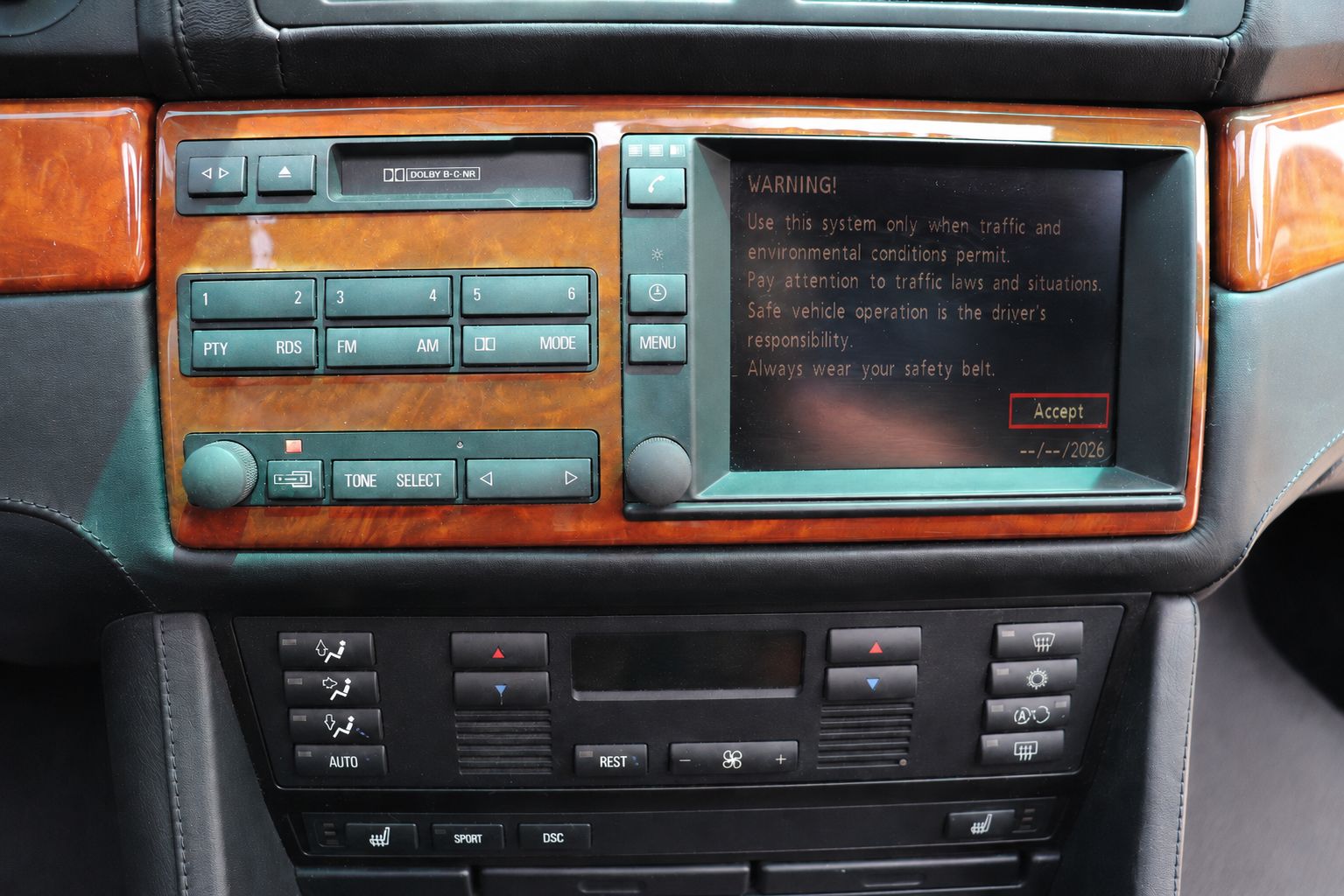 Used 2000 BMW M5 RWD image 15