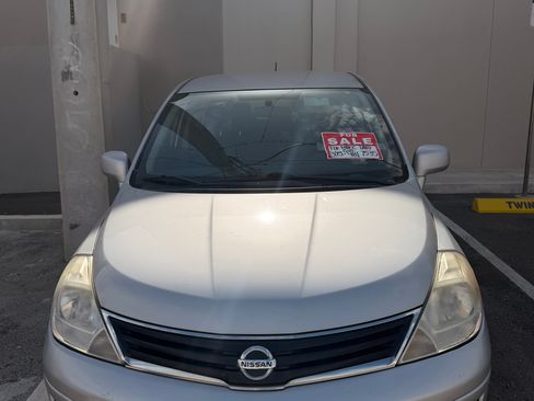 Used 2012 Nissan Versa 1.8 S FWD image 1