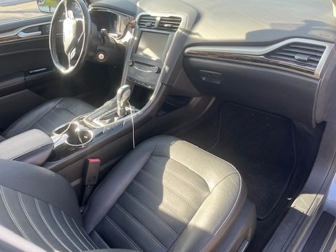 Used 2014 Ford Fusion Energi SE image 14