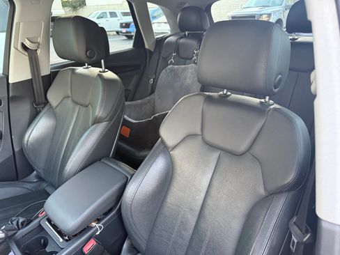 Used 2018 Audi Q5 2.0T Premium Plus w/ Premium Plus Package image 9