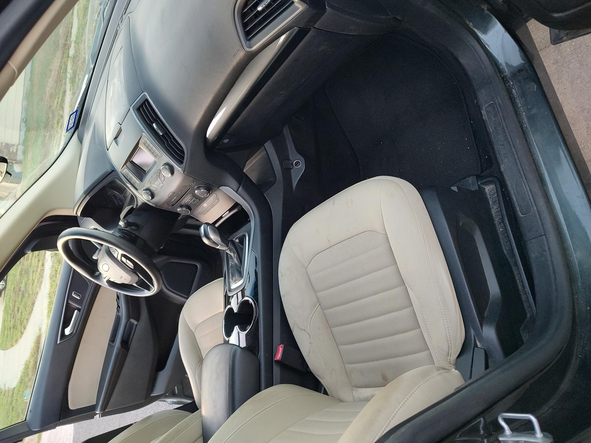 Used 2015 Ford Edge SE FWD image 17