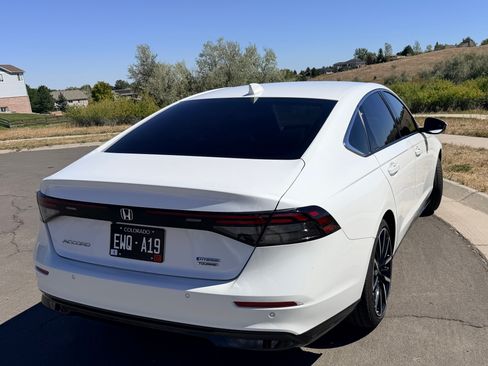 Used 2025 Honda Accord Touring image 6