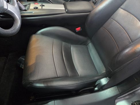 Used 2005 Honda S2000 image 26