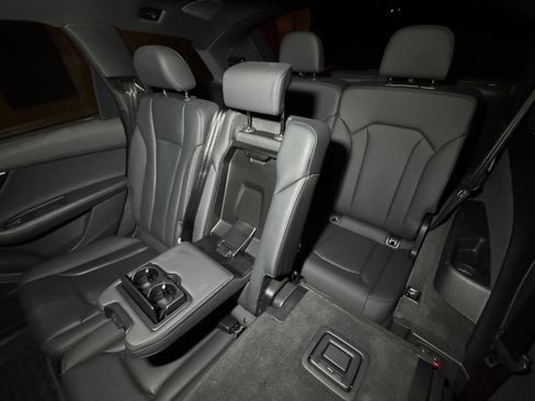 Used 2023 Audi Q7 3.0T Prestige image 17