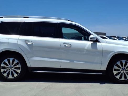 Used 2019 Mercedes-Benz GLS 450 4MATIC image 2