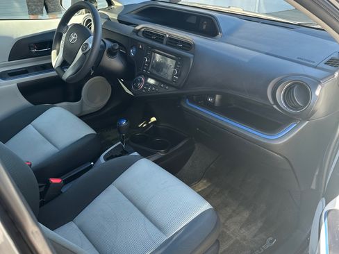 Used 2013 Toyota Prius C Four image 8