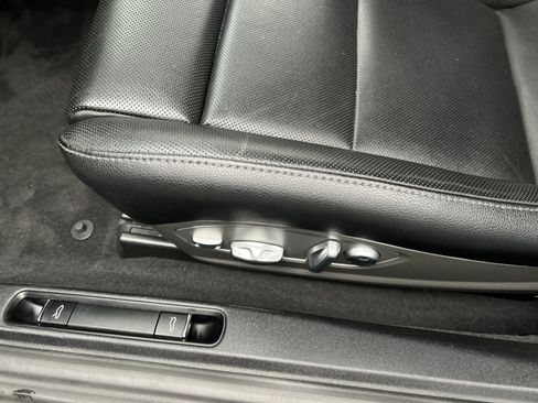 Used 2017 Porsche 911 Carrera image 11