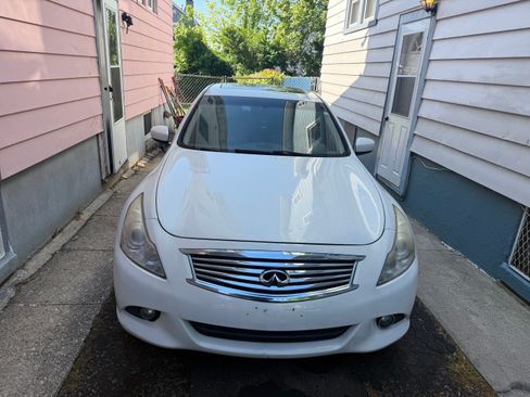 Used 2012 INFINITI G37 x Sedan w/ Premium Pkg AWD/4WD image 1