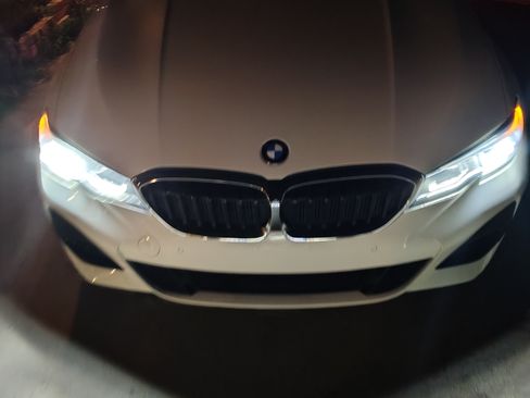 Used 2022 BMW 330i Sedan w/ M Sport Package image 20