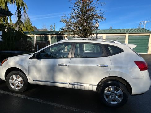 Used 2015 Nissan Rogue S w/ Convenience Package image 4