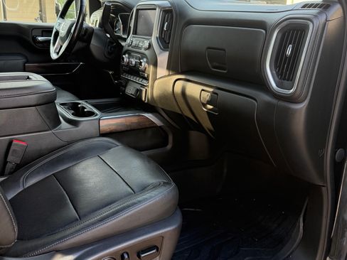 Used 2020 GMC Sierra 3500 SLT w/ SLT Premium Plus Package AWD/4WD image 18