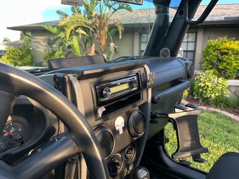 Used 2007 Jeep Wrangler X AWD/4WD image 6