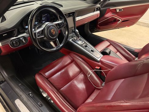 Used 2017 Porsche 911 Carrera image 11