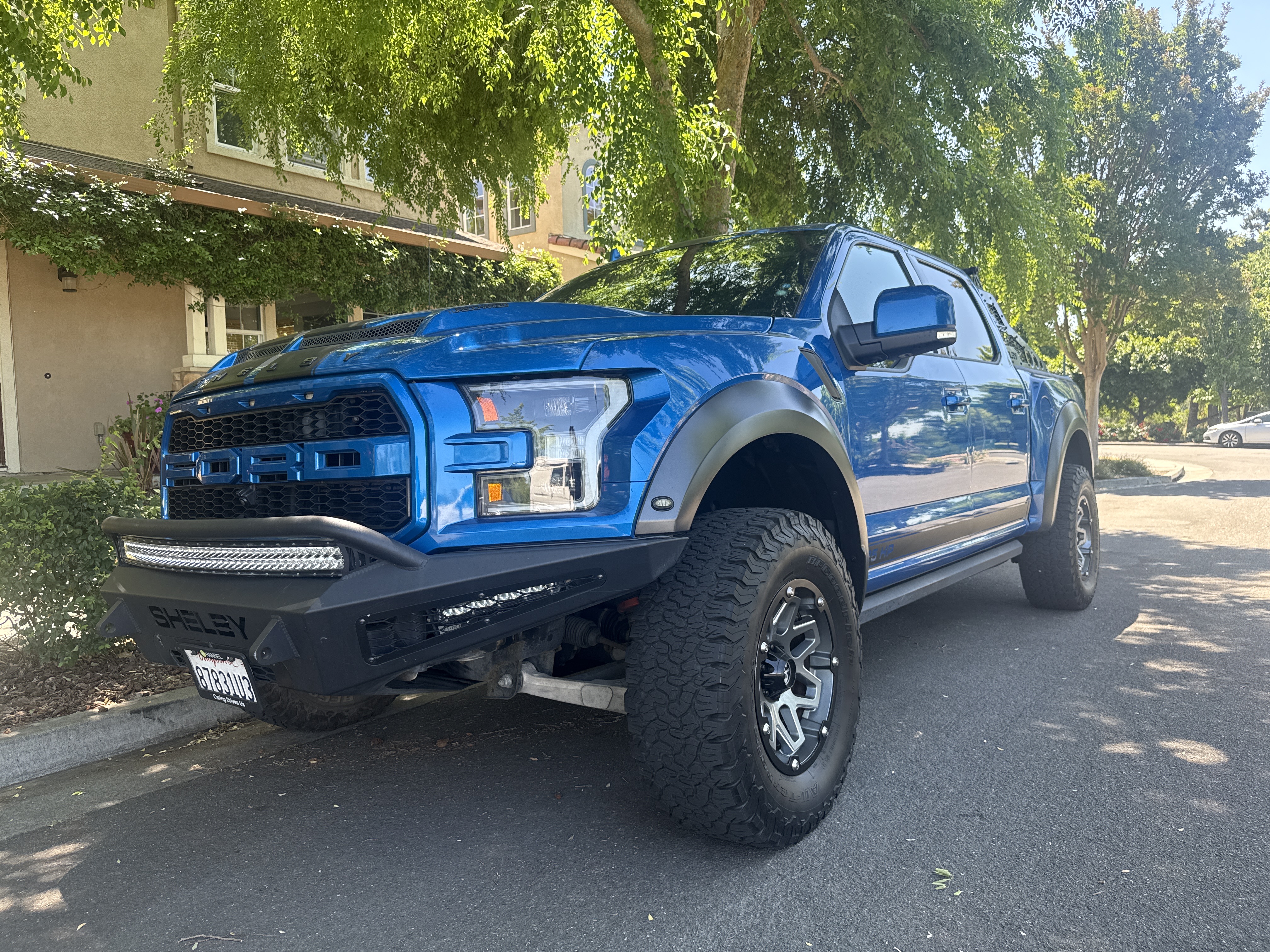 Used 2019 Ford F150 Raptor w/ Equipment Group 802A Luxury AWD/4WD image 1