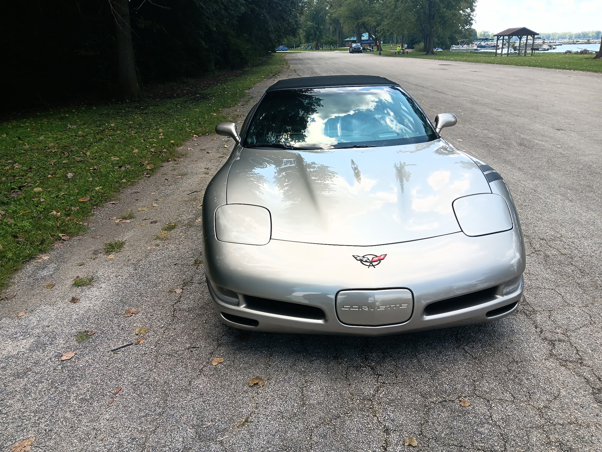 Used 2000 Chevrolet Corvette Convertible w/ Memory Pkg RWD image 25