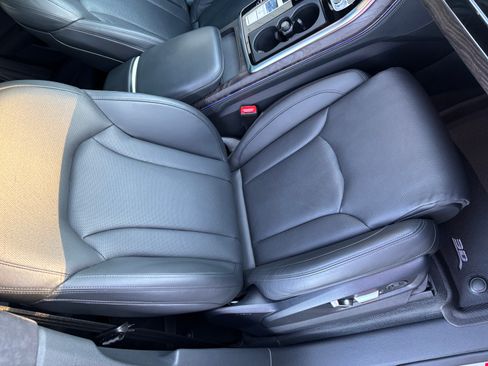 Used 2022 Audi Q8 Prestige image 13