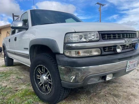 Used 2001 Chevrolet Silverado 1500 LS RWD image 2