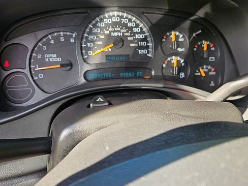 Used 2005 Chevrolet Silverado 1500 LS w/ Light Duty Power Package image 19