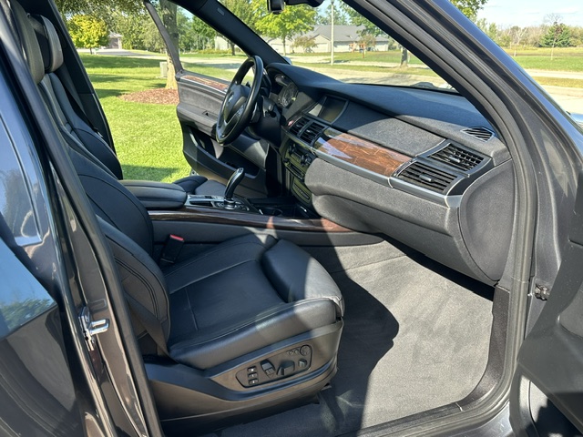 Used 2013 BMW X5 xDrive50i AWD/4WD image 16
