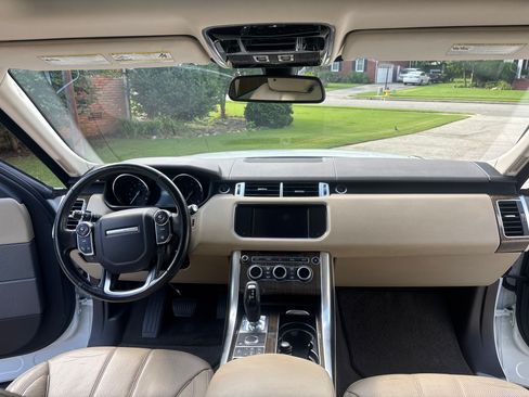 Used 2016 Land Rover Range Rover Sport HSE AWD/4WD image 10
