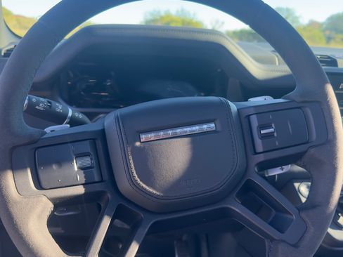 Used 2024 Land Rover Defender 110 Carpathian Edition image 9