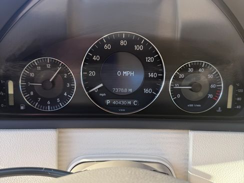 Used 2008 Mercedes-Benz CLK 350 Coupe image 8