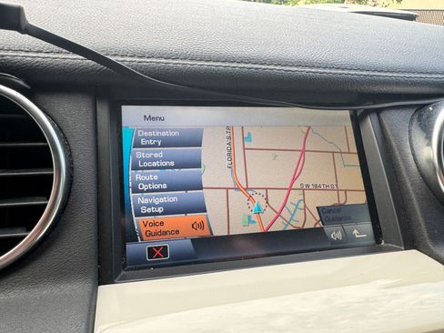 Used 2011 Land Rover LR4 HSE image 20