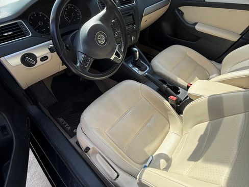 Used 2014 Volkswagen Jetta SE image 6
