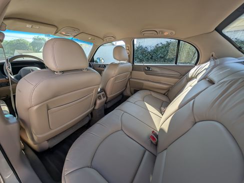 Used 1999 Lincoln Continental image 15