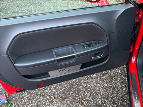 Used 2009 Dodge Challenger R/T RWD image 13